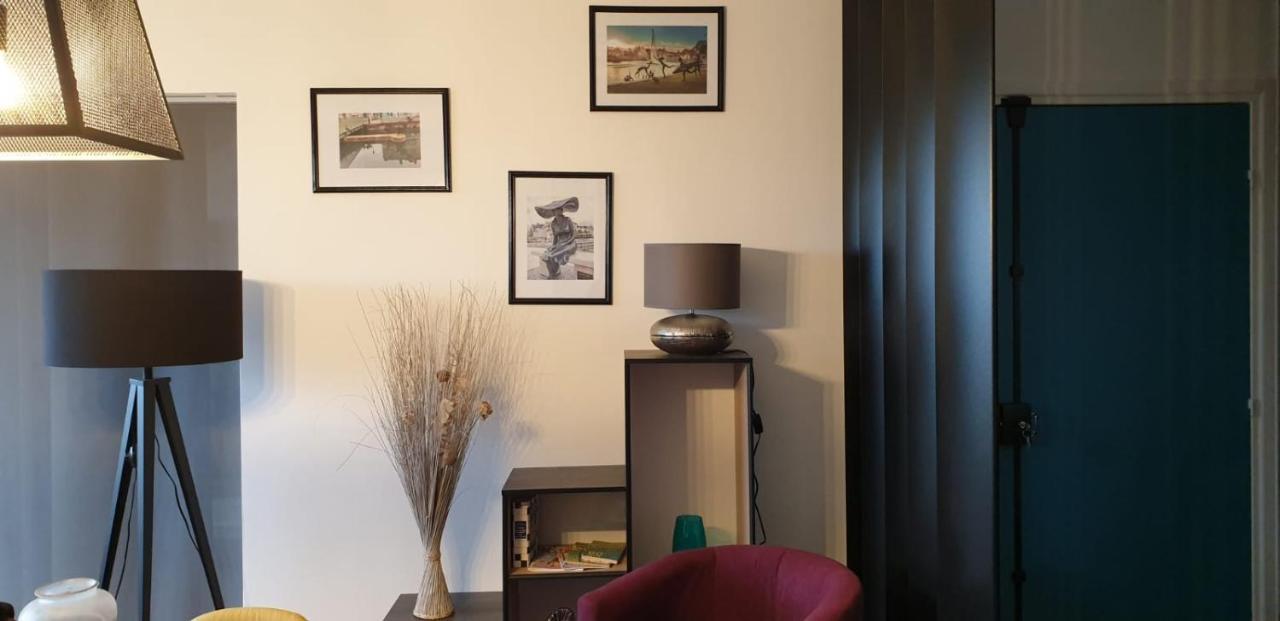 Appartamento COEUR de TROYES T4 Terrasse 5ème étage HYPER-CENTRE Wifi et Parking privé Esterno foto